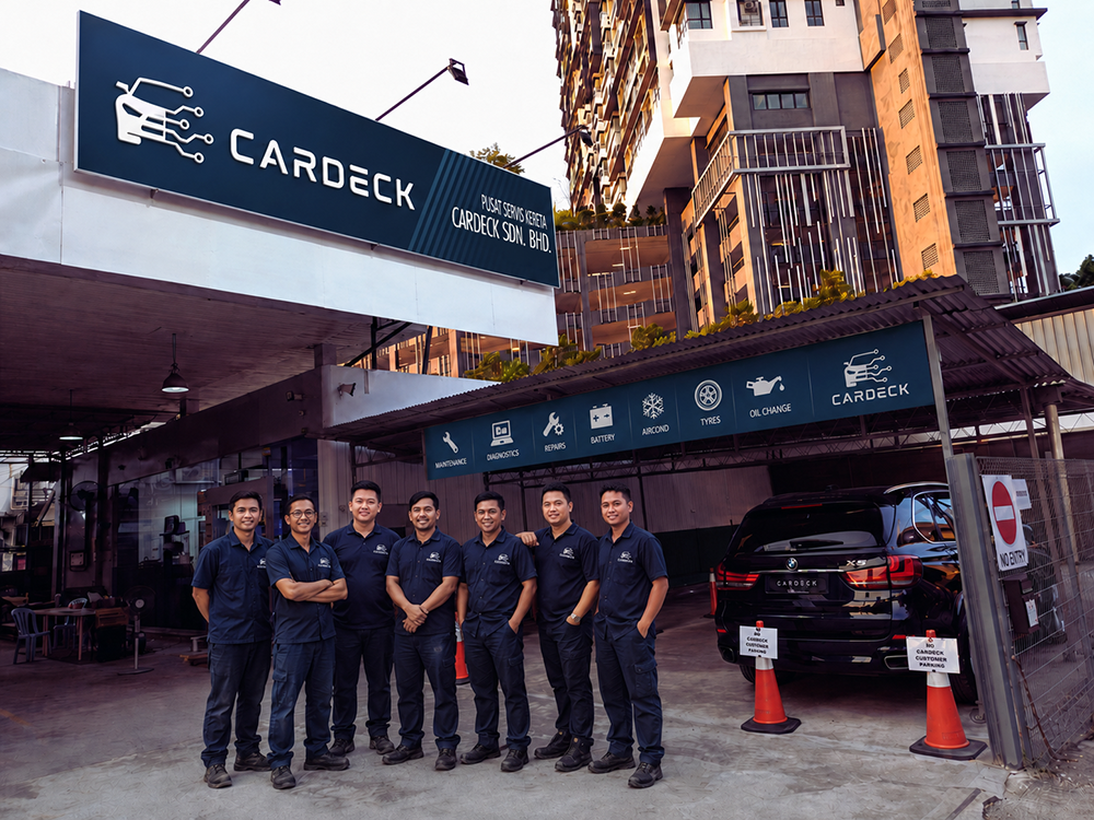 Cardeck workshop team outside the service centre